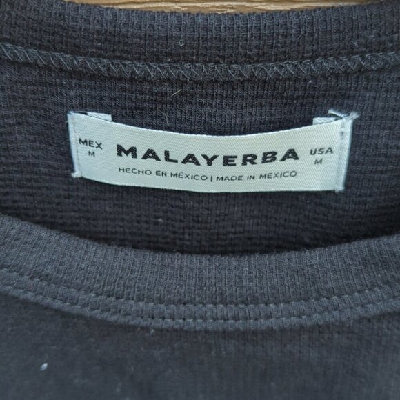 Women's Black T-Shirt Born Strong Anti Bullying - Size M Fits Like Small NWT - Picture 2 of 4